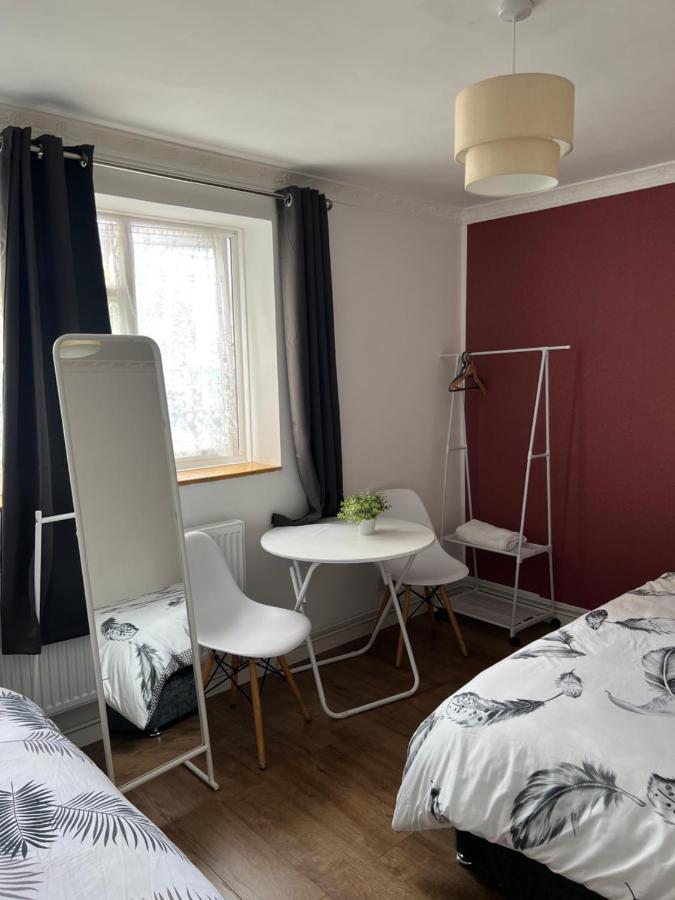 Large Room With Two Bed In Central London Exterior foto